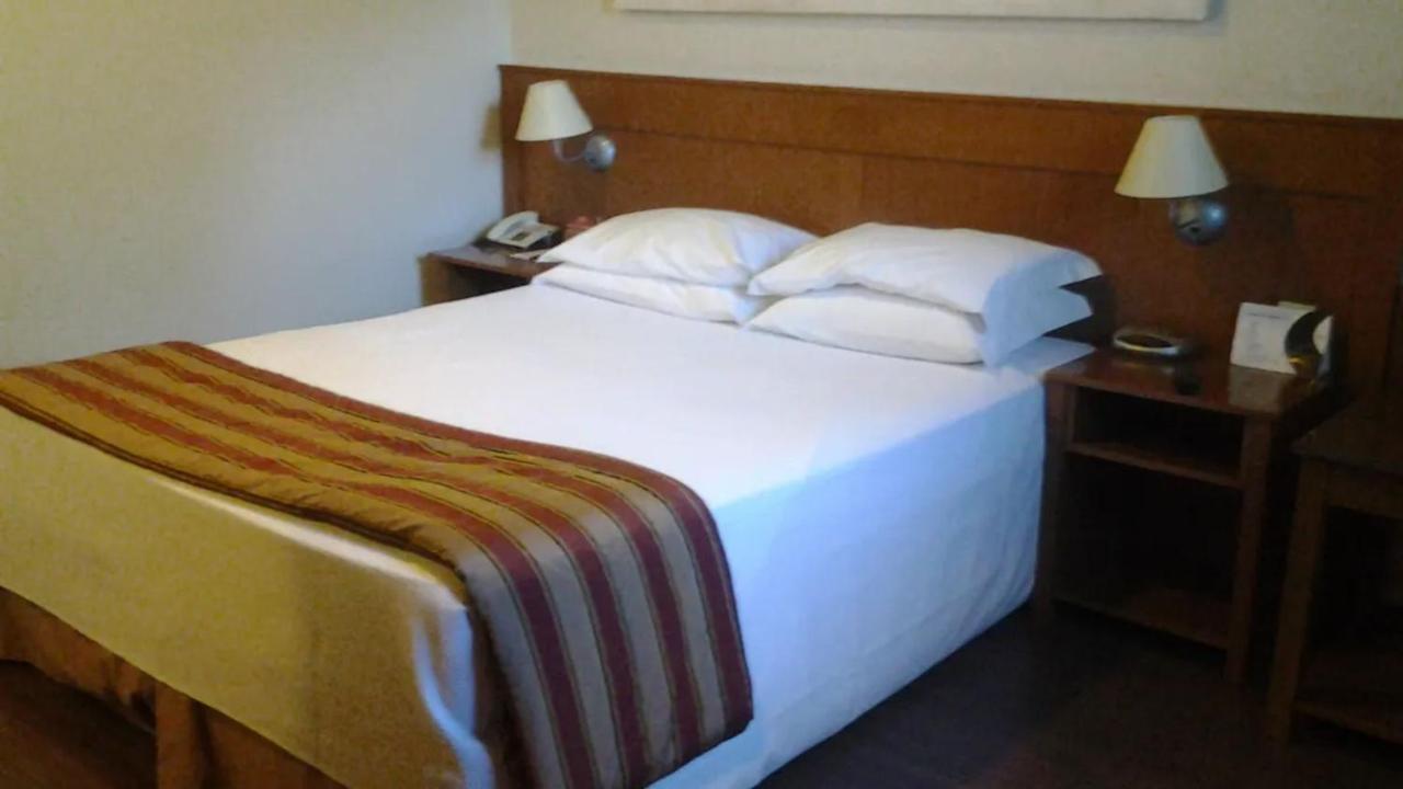Apart-Hotel Em Gramado, Padrao 4 Estrelas, No Centro Buitenkant foto
